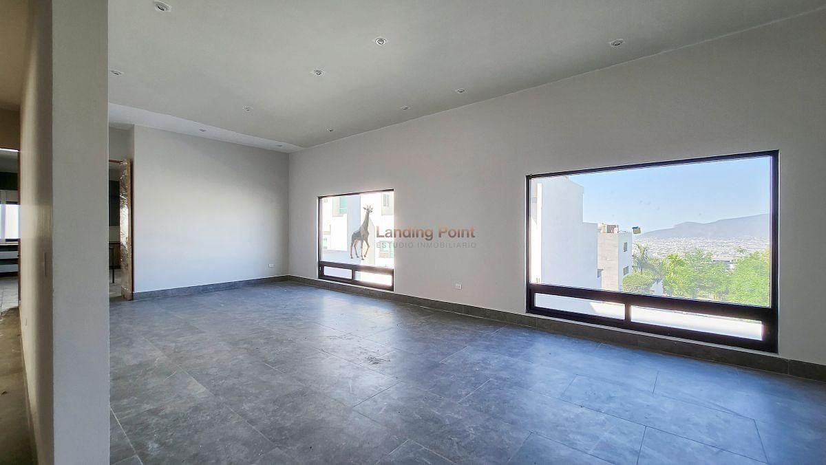 Casa Cima de la Montaña I frente 19 m I más de 100 m de patio I sótano y terraza — fotografía 3