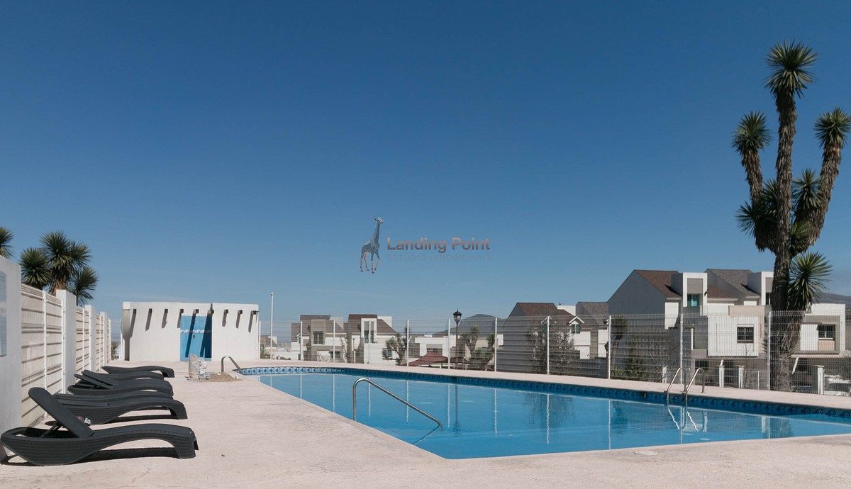 Casa en Renta | Privada Palencia – Puerta de Hierro | Tres niveles — fotografía 1