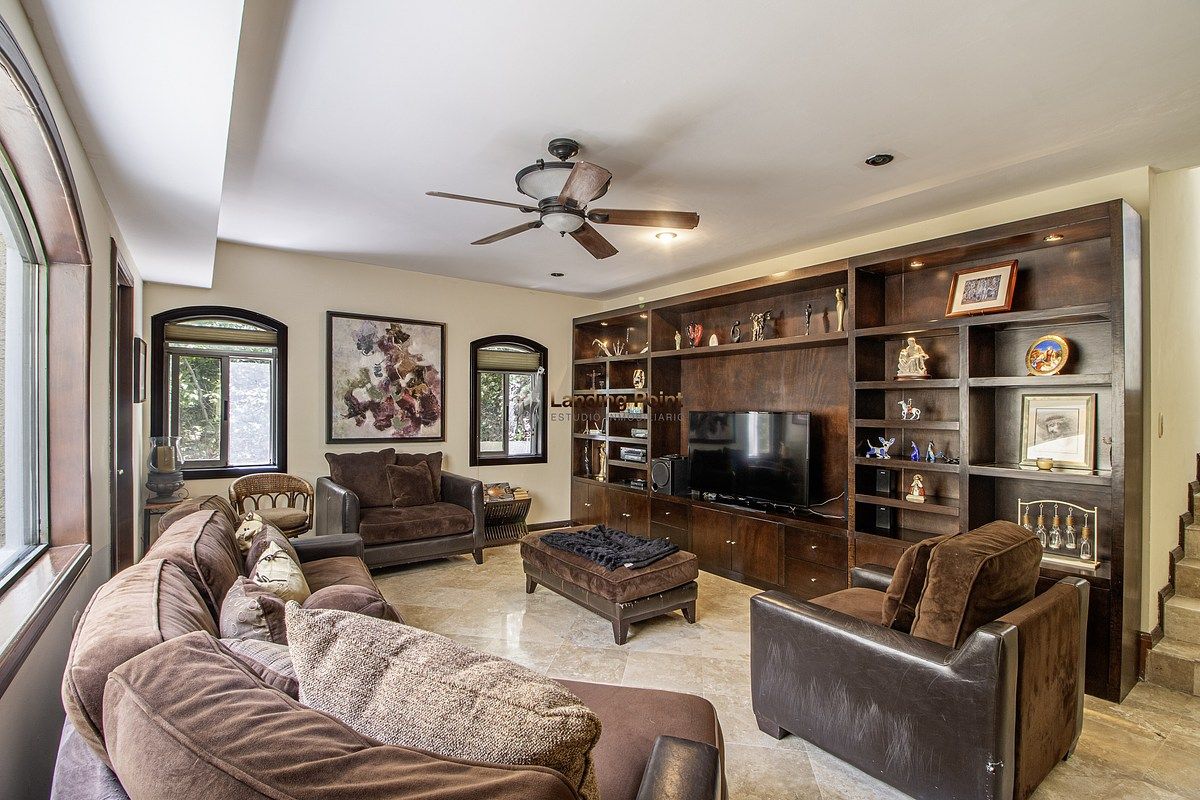 CASA EN VENTA | BOSQUES DE SAN ÁNGEL | SAN PEDRO | ENTORNO ARBOLADO — fotografía 8