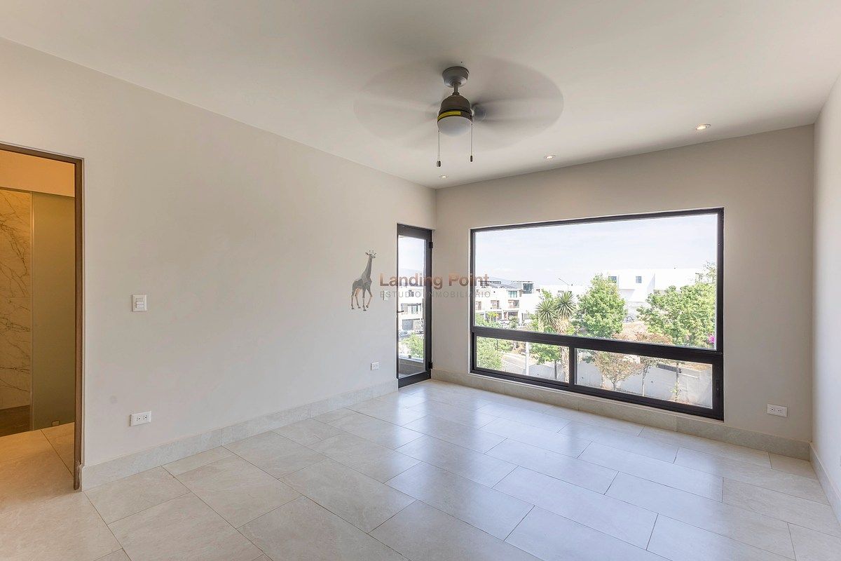 Casa en venta | Frente al parque | Roof Garden + Sótano | Cumbres Elite Premier — fotografía 9