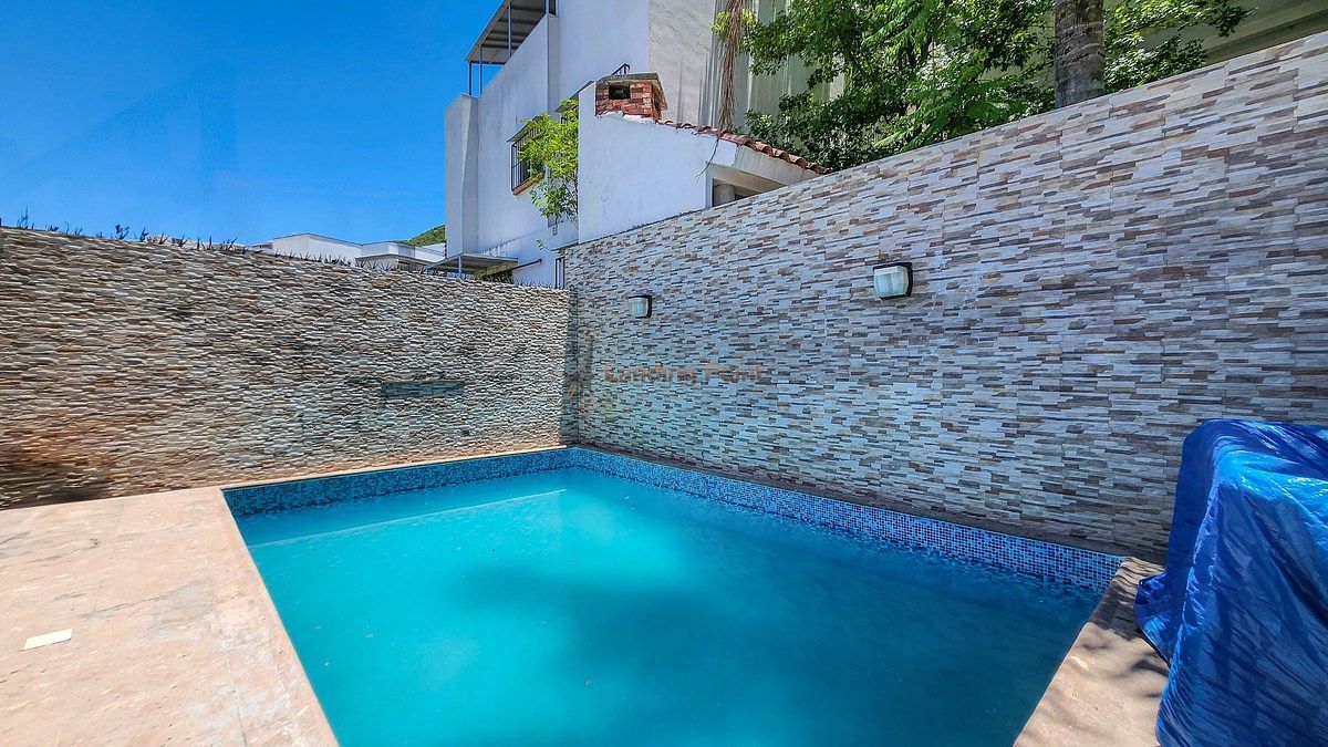Casa en venta remodelada, alberca y terraza panorámica en zona sur de Monterrey — fotografía 11