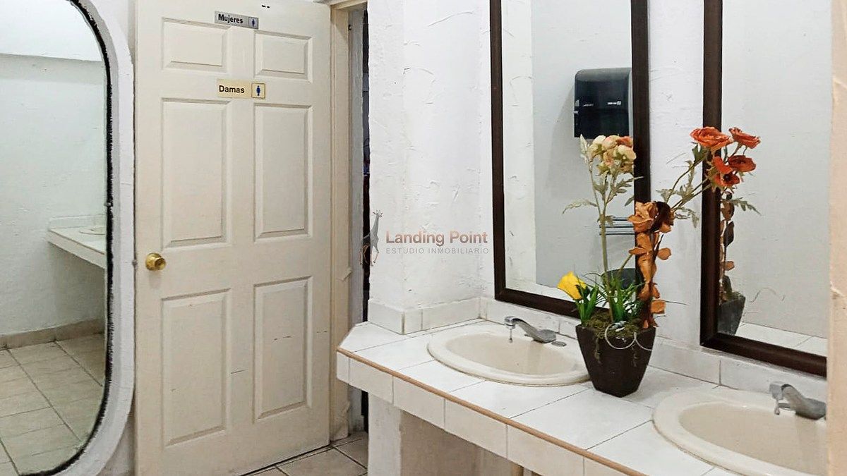 Edificio Comercial en Venta | 926 m² | Doble Frente Av. Alfonso Reyes | Colonia — fotografía 8