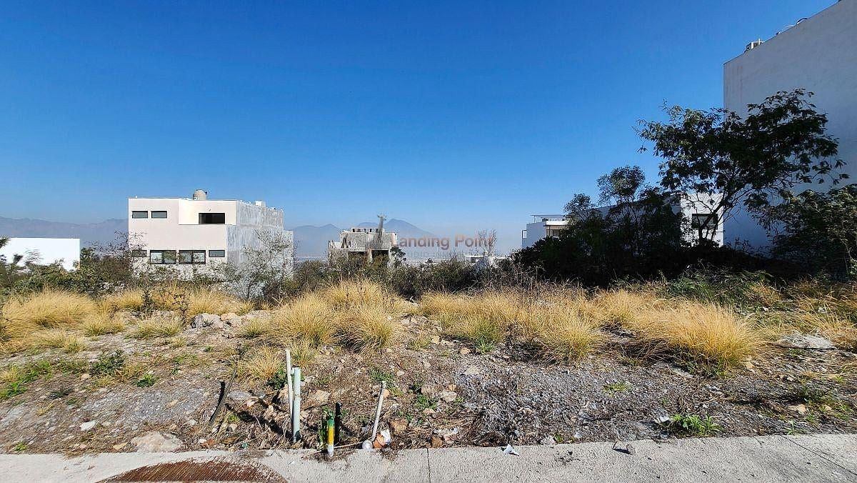 Lote Residencial 9 m de Frente | Diagonal al Parque – Privada Andes — fotografía 4