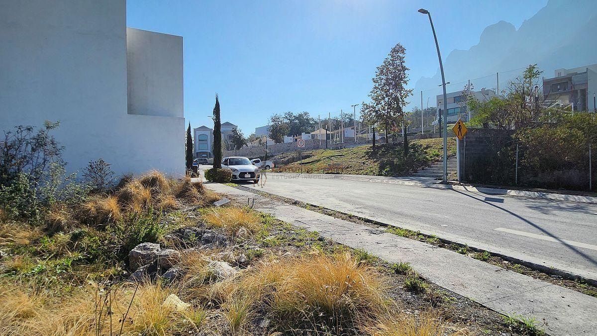Lote Residencial 9 m de Frente | Diagonal al Parque – Privada Andes — fotografía 6