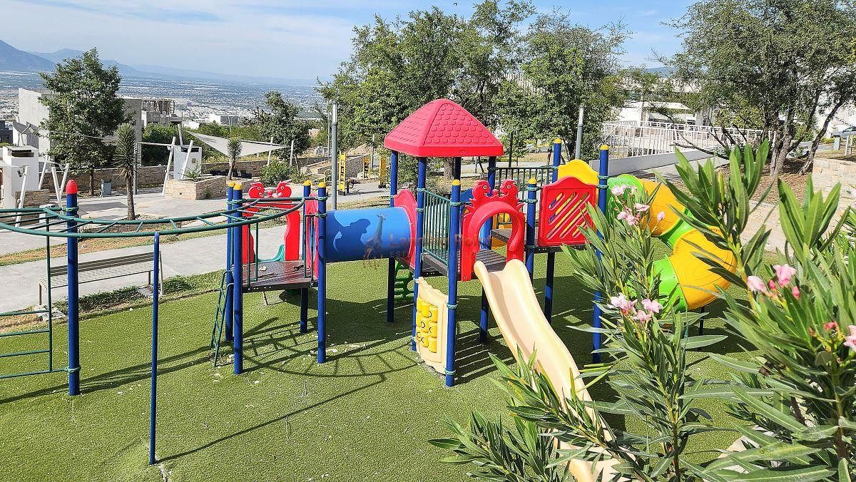 Lote Residencial 9 m de Frente | Diagonal al Parque – Privada Andes — fotografía 9