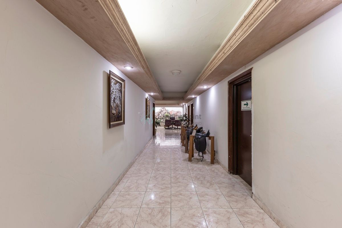 Propiedad en venta sobre Paseo de los Leones en Mitras Centro – 700 m² — fotografía 6