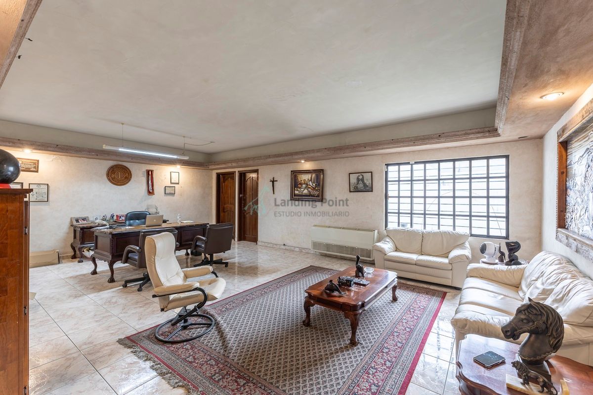 Propiedad en venta sobre Paseo de los Leones en Mitras Centro – 700 m² — fotografía 11