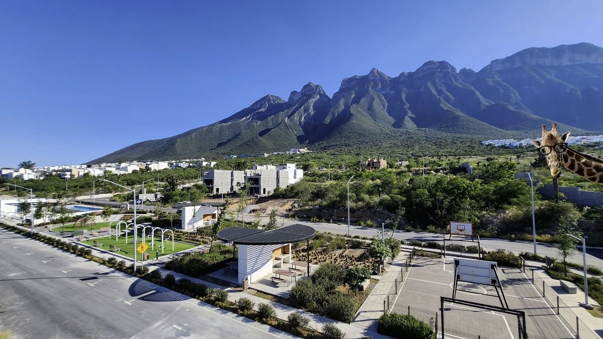 Terreno en venta Cumbres Magnolia — fotografía 1