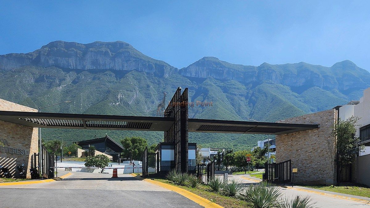 Terreno esquina cerca de 18 m de frente | Everest Cumbres Elite Premier Monterr — fotografía 5