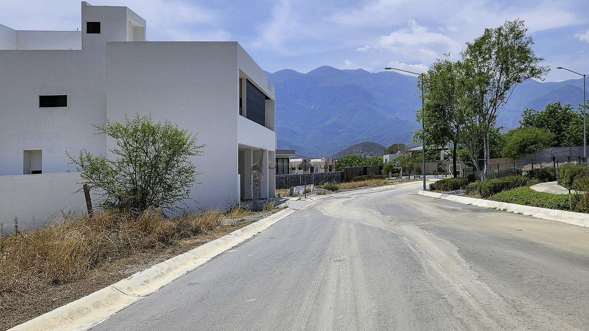 Terreno plano I Frente a Parque I Pedregal de la Montaña Nacional — fotografía 6