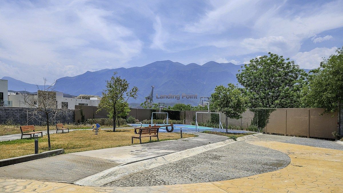 Terreno plano I Frente a Parque I Pedregal de la Montaña Nacional — fotografía 11