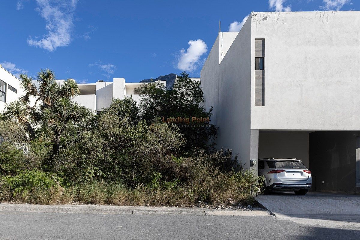 Terrenos en venta ascendente | Cumbres Elite Premier | Privada Vesubio — fotografía 6
